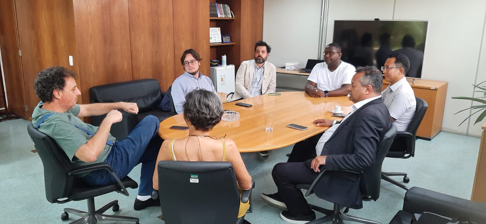 Representantes do IFSP e da Fundacentro se reúdem para discutir parcerias em pesquisa e extensão